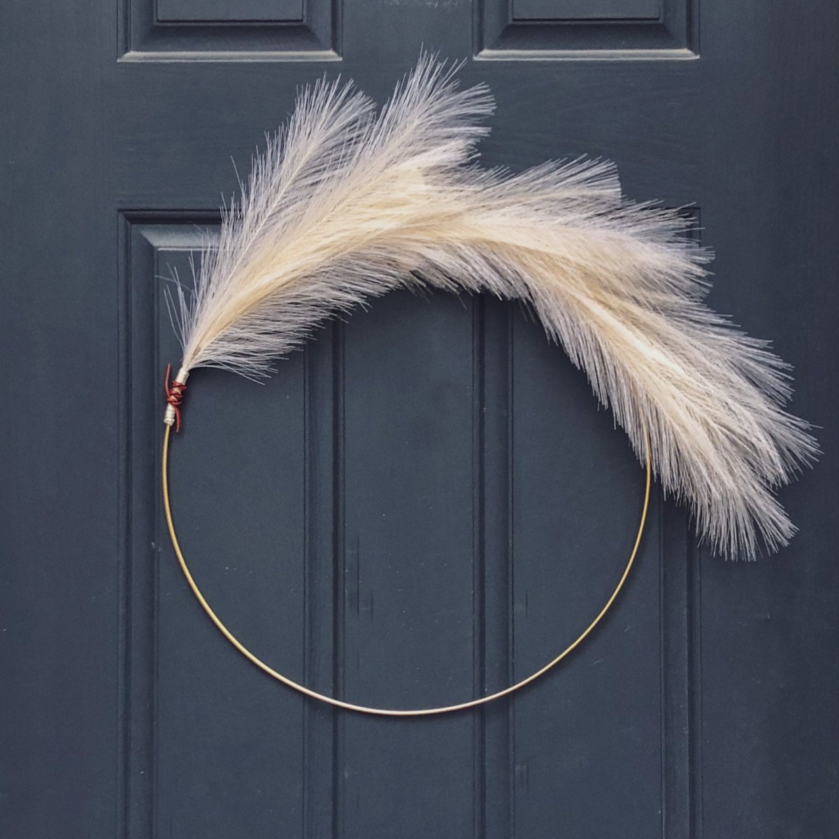 Modern Pampas Grass Hoop Wreath - Minimalist Front Door Decor - Napa Valley Wildflower Co.