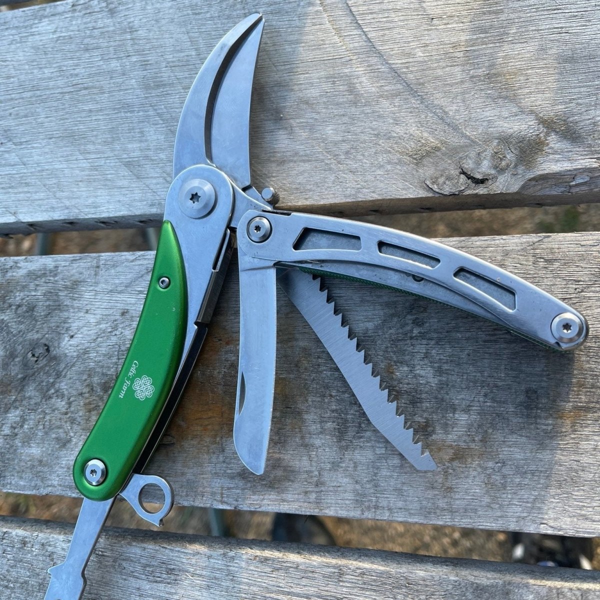The Ultimate Gardener's Multi - Tool: Your Pocket - Sized Garden Workhorse - Napa Valley Wildflower Co.