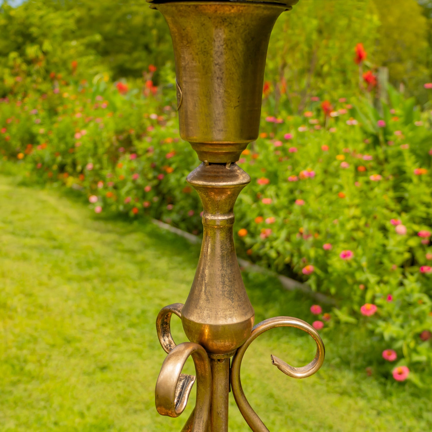 29.5" Tall Dark Gold Round Metal Plant Stand & Bird Feeder