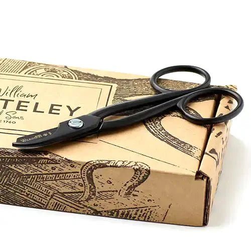 A British Classic: The Gardener's Dream Handcrafted Pruners - Napa Valley Wildflower Co.