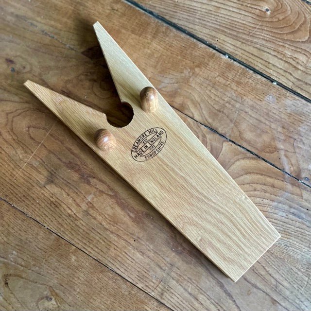 Classic White Oak English Boot Jack - Napa Valley Wildflower Co.