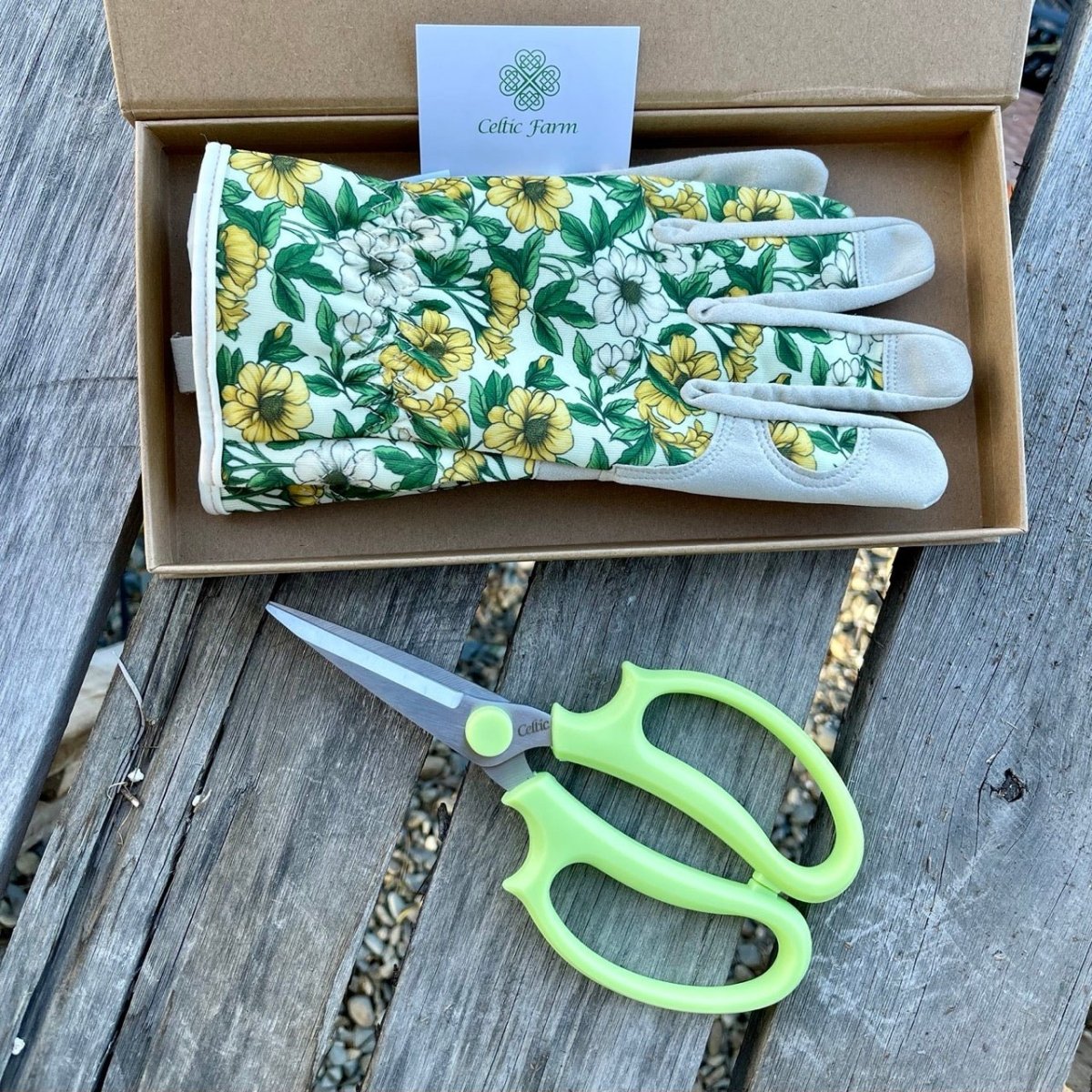Garden Gift Box - Gloves and Herb Snips - Napa Valley Wildflower Co.