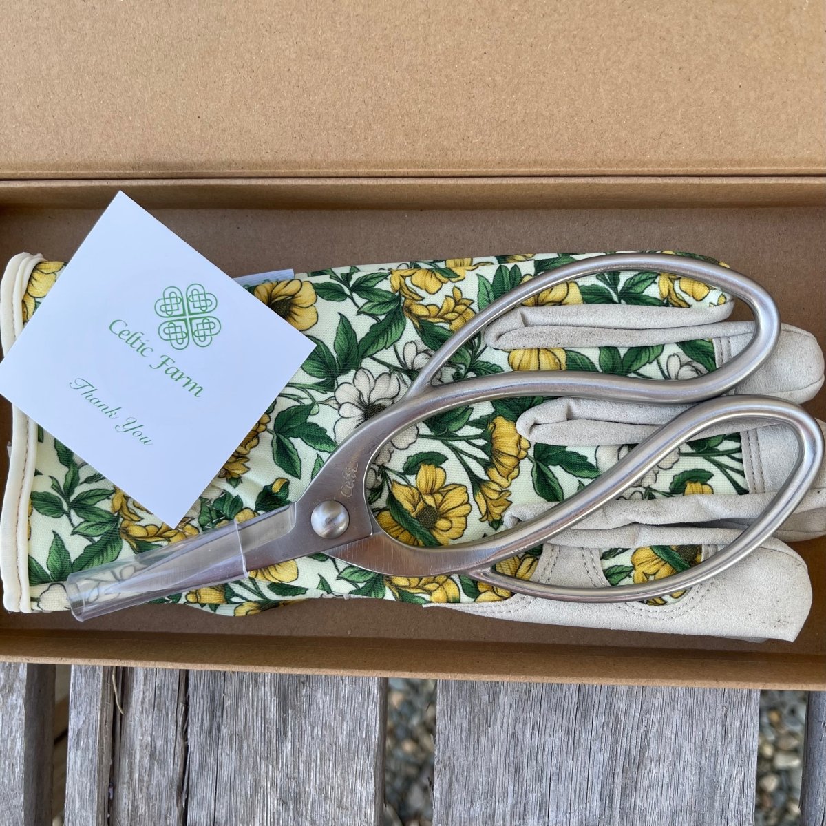 Garden Gift Box: Gloves and Snips - Napa Valley Wildflower Co.