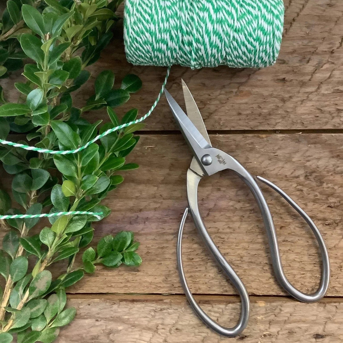 Garden Gift Box: Gloves and Snips - Napa Valley Wildflower Co.
