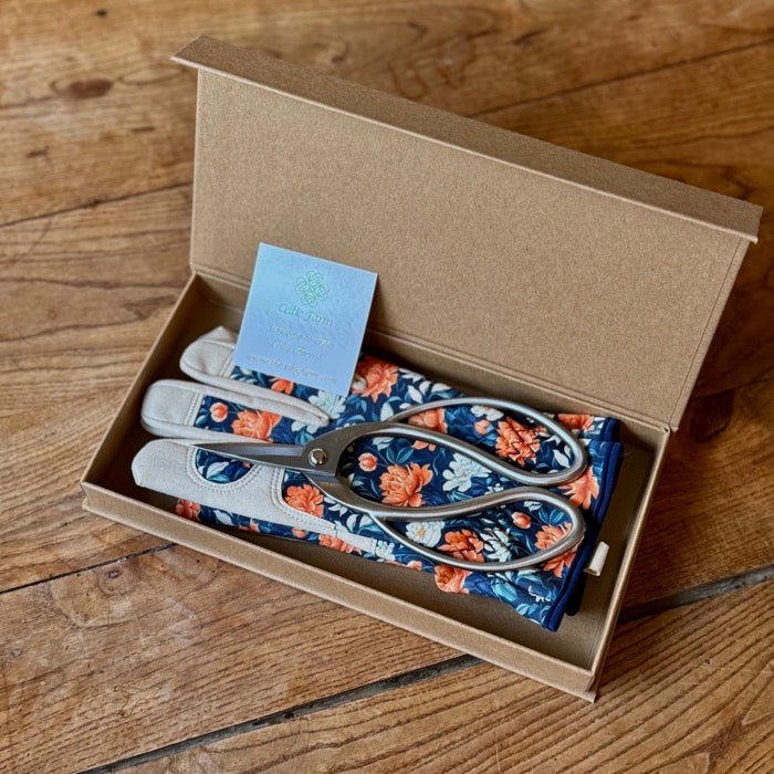 Garden Gift Box: Gloves and Snips - Napa Valley Wildflower Co.