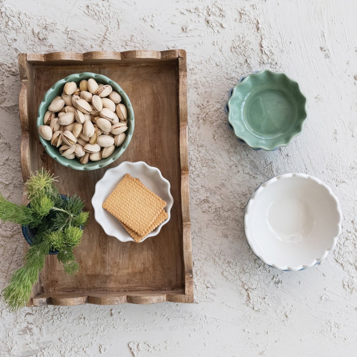 Mango Wood Scalloped Tray - Napa Valley Wildflower Co.