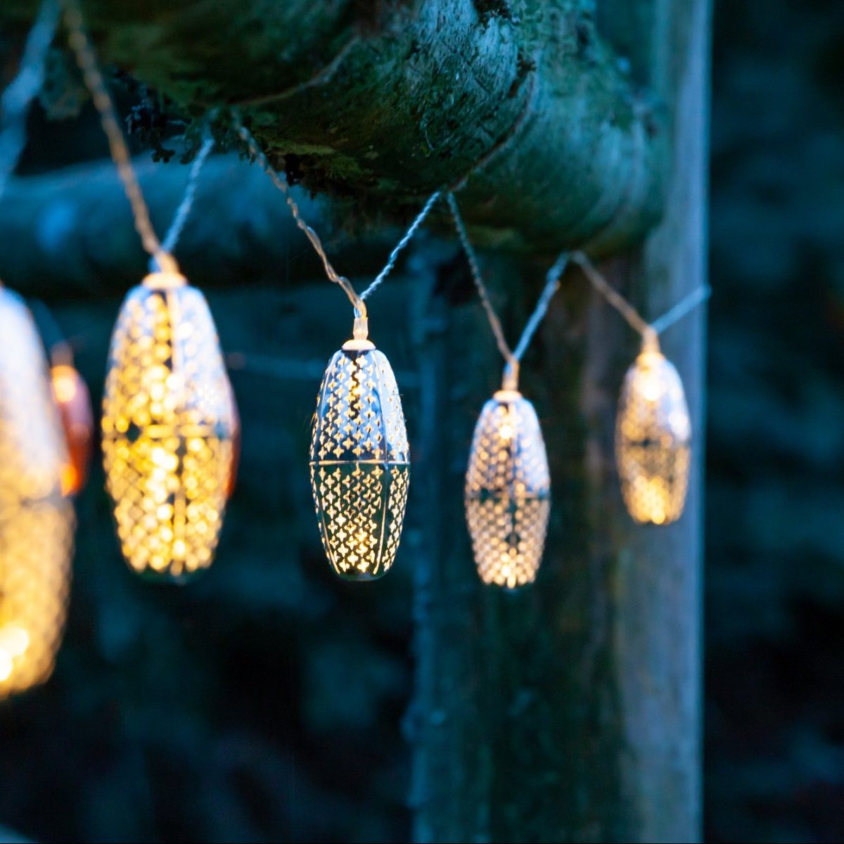 Metallic Marrakesh Star Solar String Lights – 10 Lantern Outdoor Set (15 ft) - Napa Valley Wildflower Co.