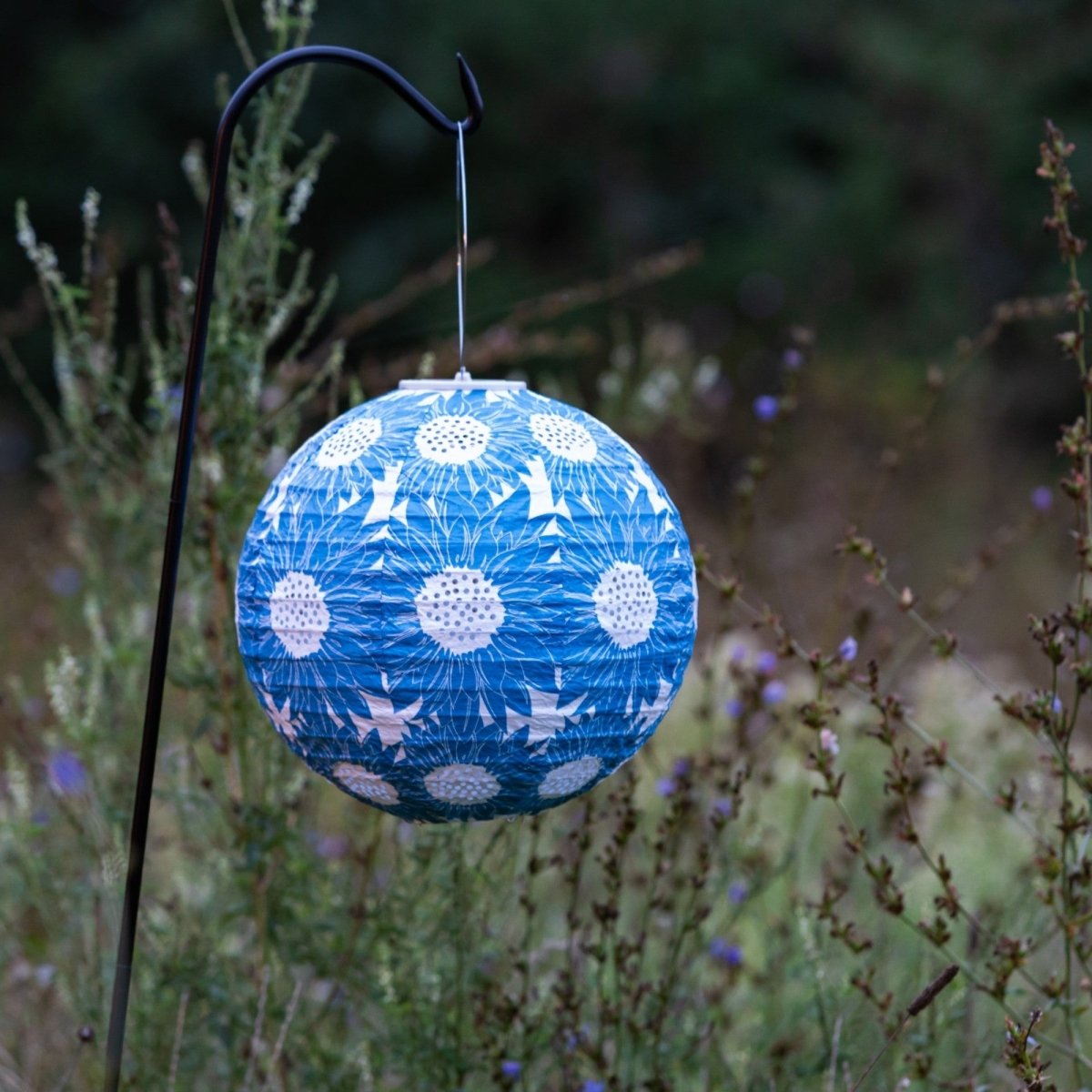 Soji™ Stella Sunflower 12" Solar Lantern - Napa Valley Wildflower Co.