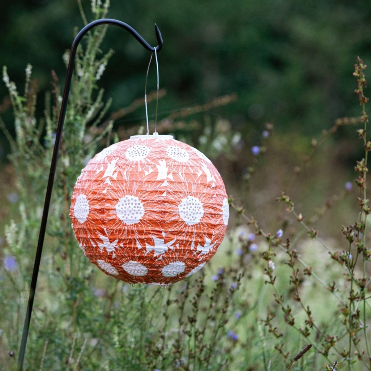 Soji™ Stella Sunflower 12" Solar Lantern - Napa Valley Wildflower Co.