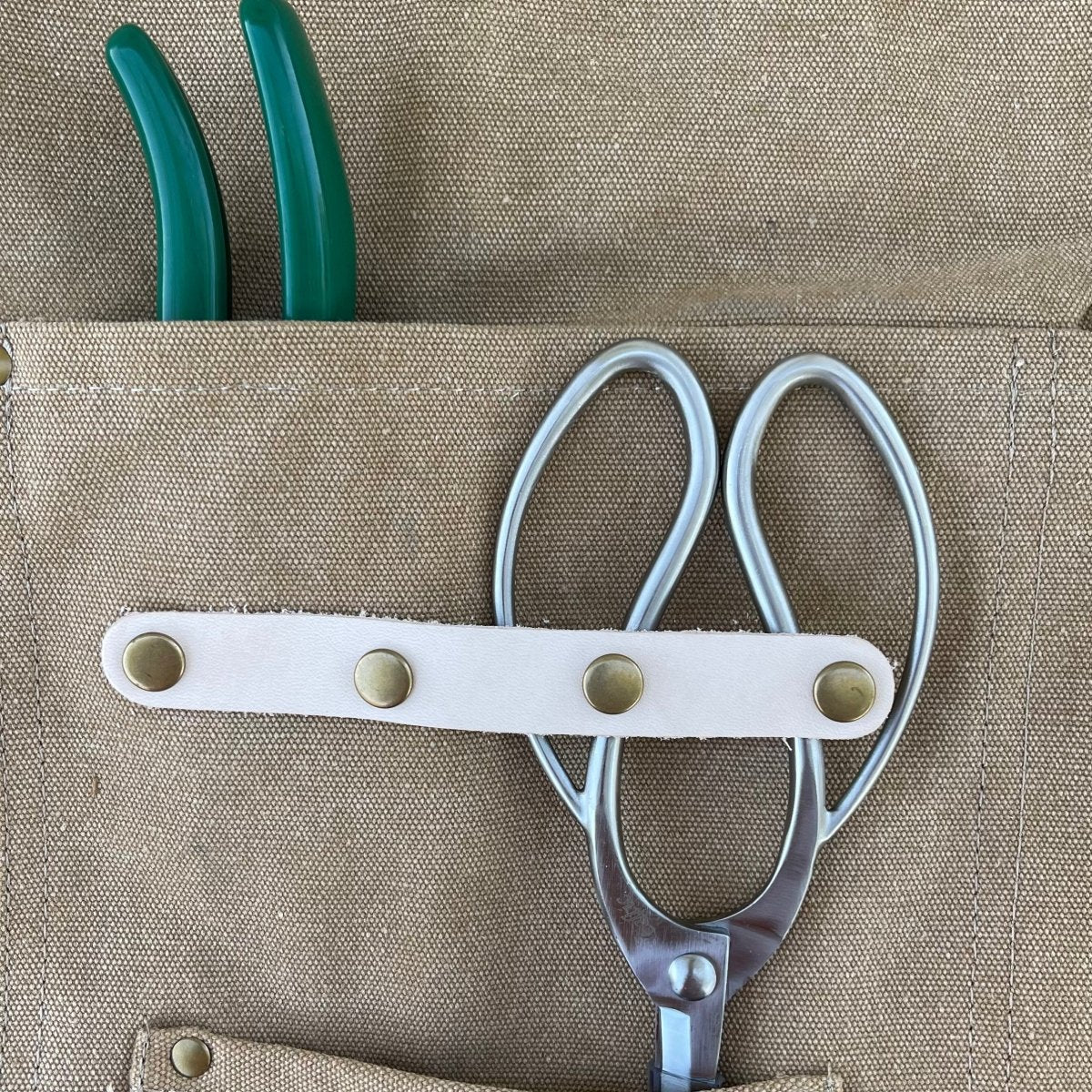 The Gardener's Waxed Canvas Apron - Napa Valley Wildflower Co.